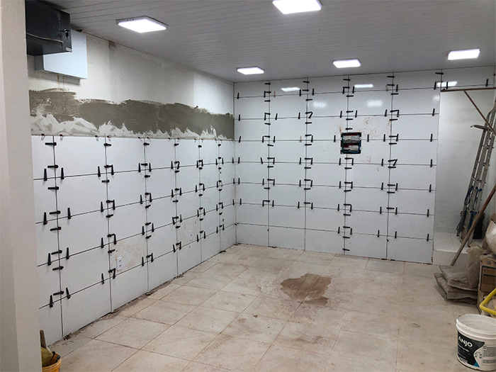 Construção de Casas de Alto Padrão Trata-se de obras residenciais que são projetos de construção de casas ou outros imóveis para a moradia. A D&D tem vasta experiência em construções residenciais de alto e altíssimo padrão. Entre em contato com a gente para saber mais sobre o assunto.