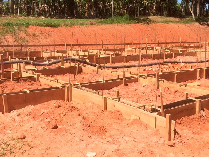 Obras de Infraestrutura As obras de infraestrutura são realizadas para a modernização e melhoria de estruturas físicas. A D&D tem experiência com obras públicas e privadas, com forte atuação em obras de infraestrutura. Entre em contato conosco e faça já sua obra!